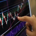Altcoin Sherpa Predicts Sharp Moves for HYPE, Bitcoin, and WIF