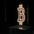 Bitcoin rebounds above $77,500 as MVRV momentum oscillator signals bullish shift
